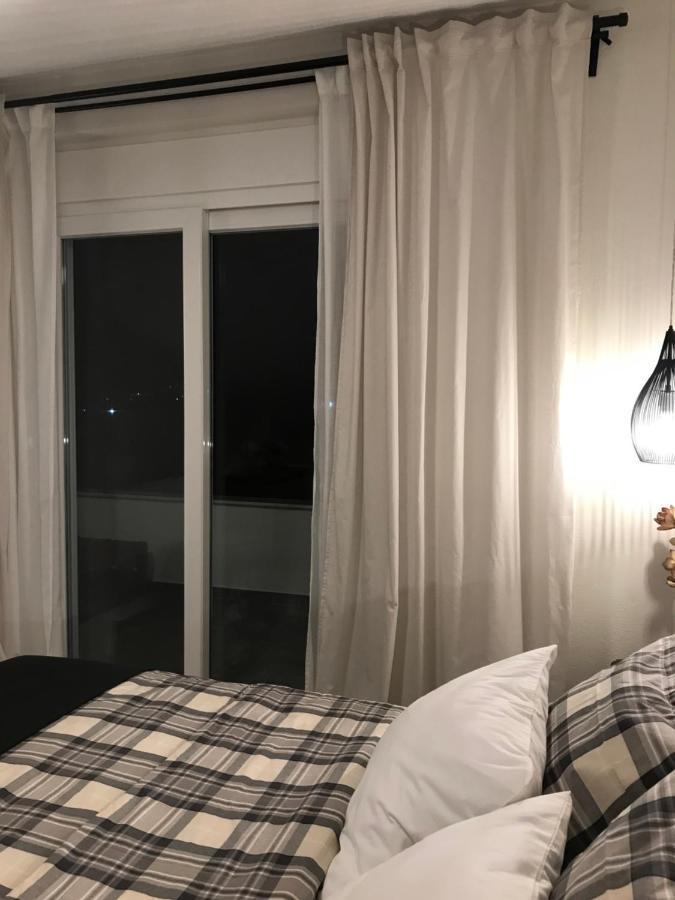 אספרובלטה Terra Holiday Homes-Marigold מראה חיצוני תמונה